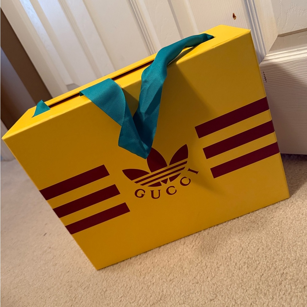 Gucci shoes wore once they are to big for me, $800 or best offer.
